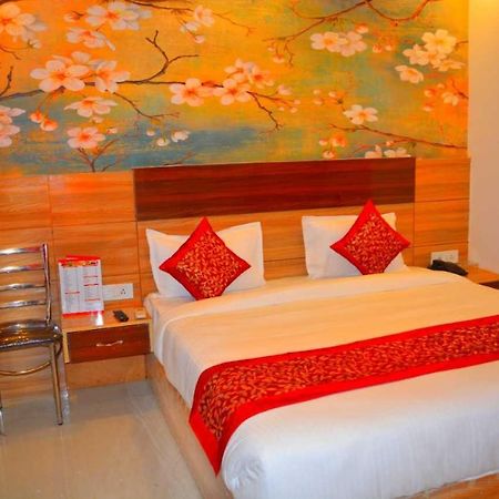 Hotel O Alpha Stay New Delhi Ngoại thất bức ảnh