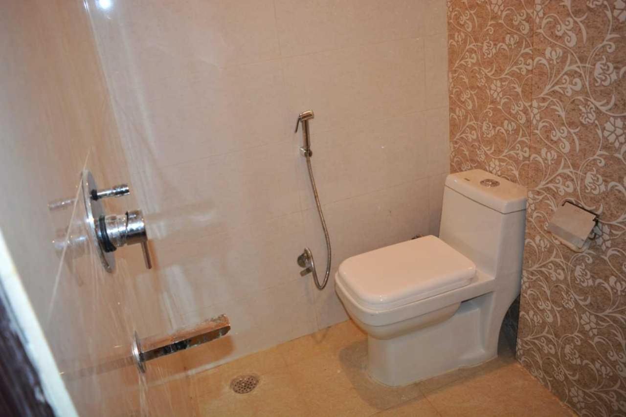 Hotel O Alpha Stay New Delhi Ngoại thất bức ảnh